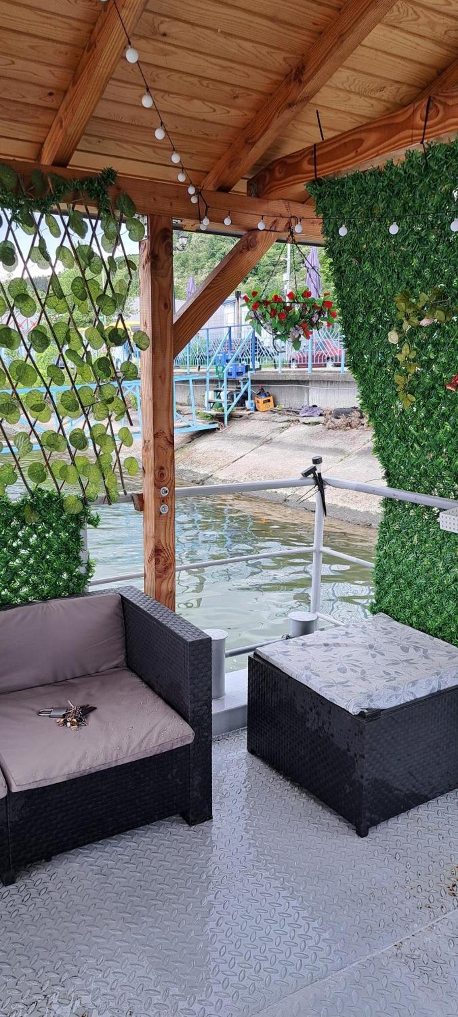 Apartament Laura Orşova Екстериор снимка