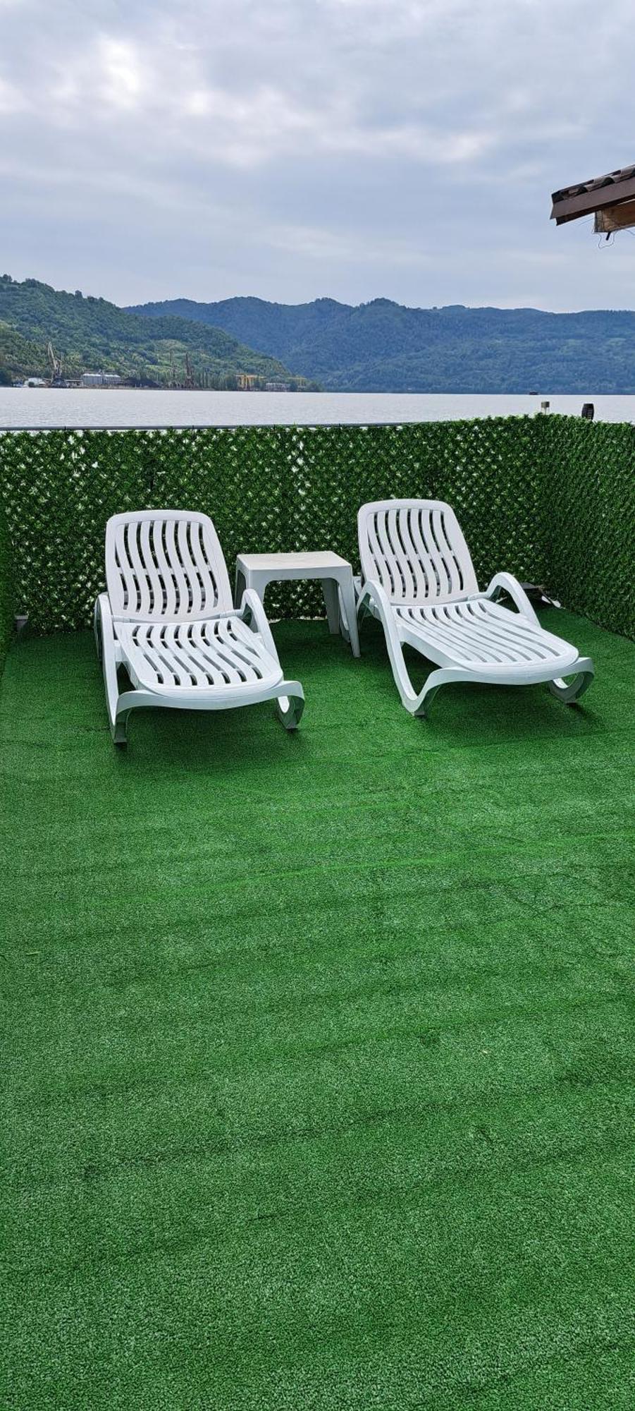 Apartament Laura Orşova Екстериор снимка